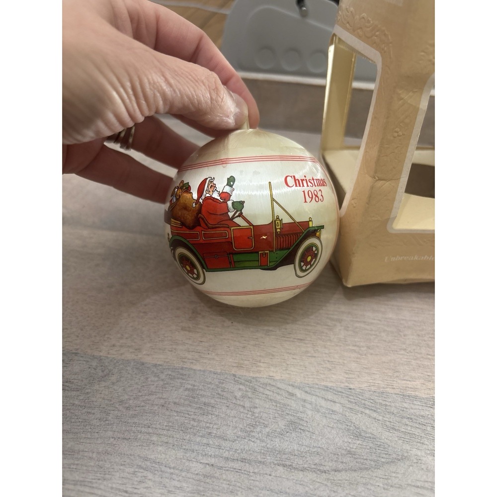 Vintage 1983 Unbreakable Satin Ornament/ General Foam Plastics Corp. Santa Car
